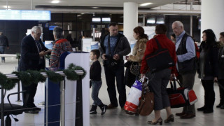 В Лондон: Българи уреждат свои с помощи срещу заплащане