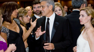 Клуни събра звезди на текила парти