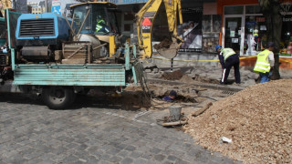 Тежка авария спря водата на Добрич