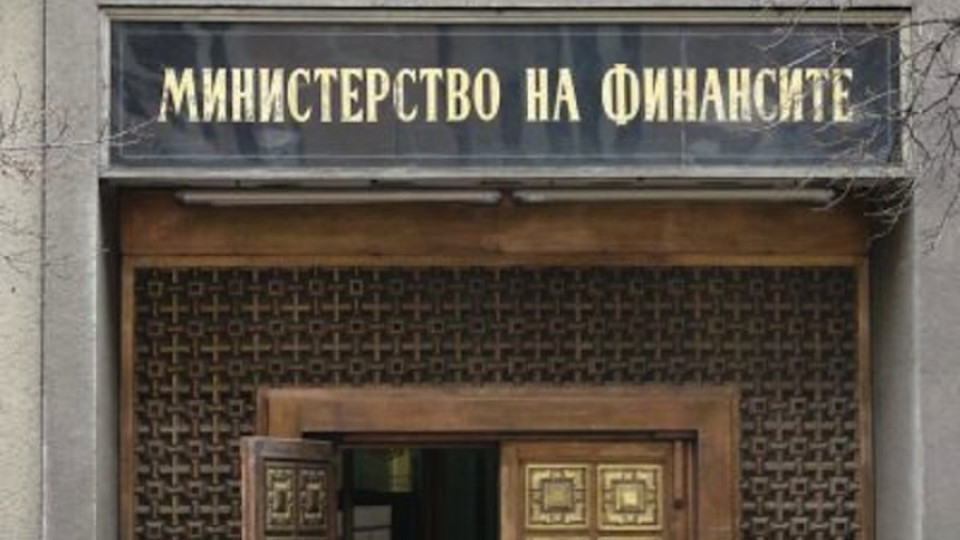 20 млн. повече за чиновниците | StandartNews.com
