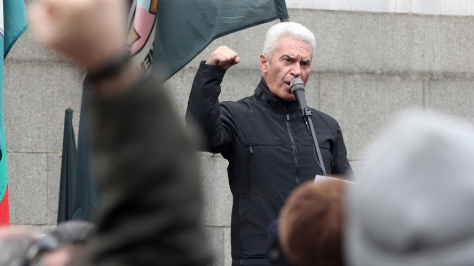 Появиха се слухове, че Сидеров пак е във Варна | StandartNews.com