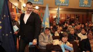 Бареков към партиите: Споразумение през юни за предсрочен вот наесен