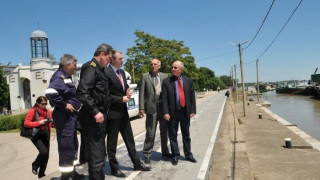 ДАНС опаса с диги Дунав