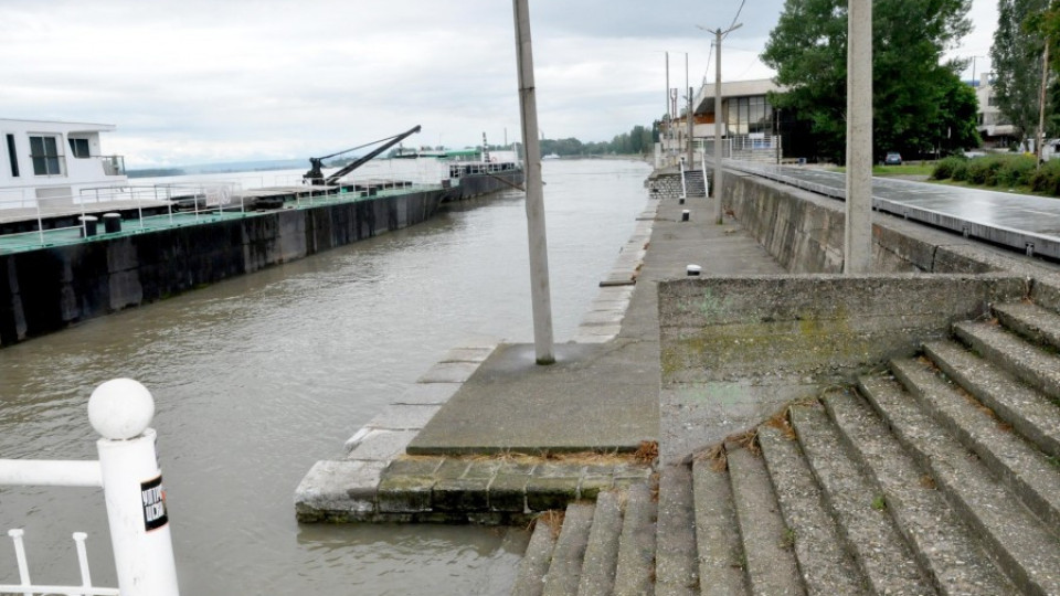 Дунав се покачва леко заради „Железни врата”  | StandartNews.com