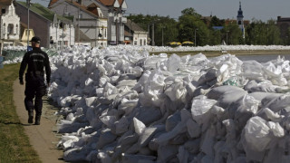 Отмениха извънредното положение в Сърбия