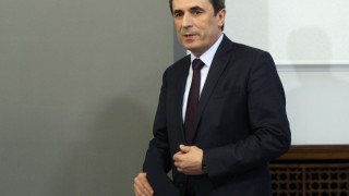 Премиерът зове за спокойствие след труса