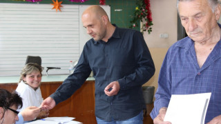 Дончев: Гласувах България да се развива в Европа