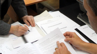 Малко под 11% избирателна активност до 10 часа в Кърджалийско