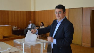 Неджми Али: Гласувах за стабилно настояще и по-добро бъдеще