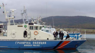 Хванаха яхта с 32-ма нелегални имигранти в Созопол