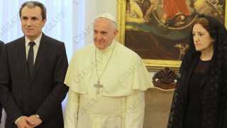 Папата благослови България от дома си (ОБЗОР)