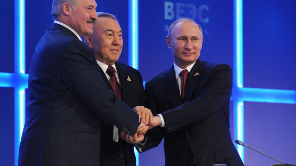 Путин с троен съюз срещу Запада (ОБЗОР) | StandartNews.com