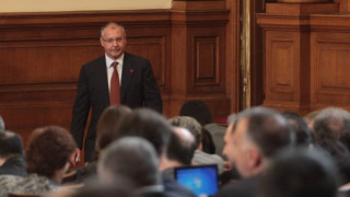 Станишев и Пеевски се отказаха от ЕП