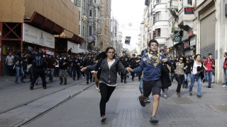 "Таксим" вдигна по тревога Истанбул