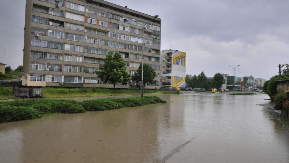 Стабилизира се обстановката в страната след потопа | StandartNews.com
