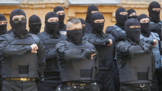 Свалиха хеликоптер и самолет над Славянск