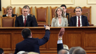 Пишат трети път отчета на правителството