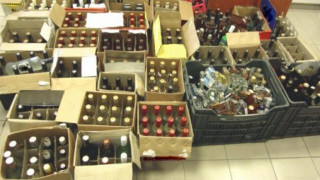 Задържаха 10 тона контрабанден алкохол на "Кулата"
