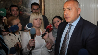 Кафеварката на Бойко ядоса Миков