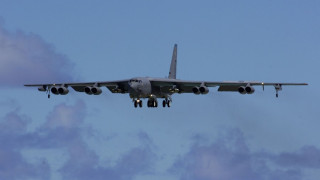 САЩ разположи стратегически бобмардировачи B-52 в Европа