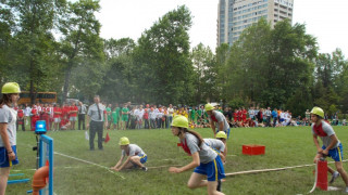 280 млади огнеборци в надпревара по пожаро-приложен спорт