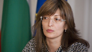 Не бива да бавят вота заради бюджета