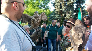 2000 ловци на среща под Царевец