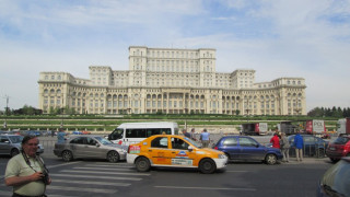 СНИМКИ: Букурещ - близката чужбина
