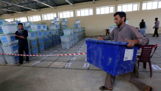 Талибани режат пръсти заради вот