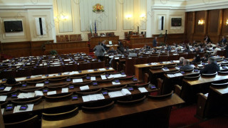 Парламентът гледа ветото на закона за МВР
