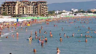 Разбиха наркодепо в Слънчев бряг