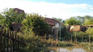 Евакуираха жители на село Ново Ботево (ОБЗОР)