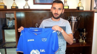 Радослав Димитров официално подписа със "сините"