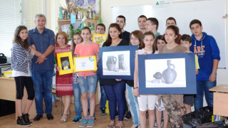 Ученици дариха 20 000 лв. за пеперудените деца