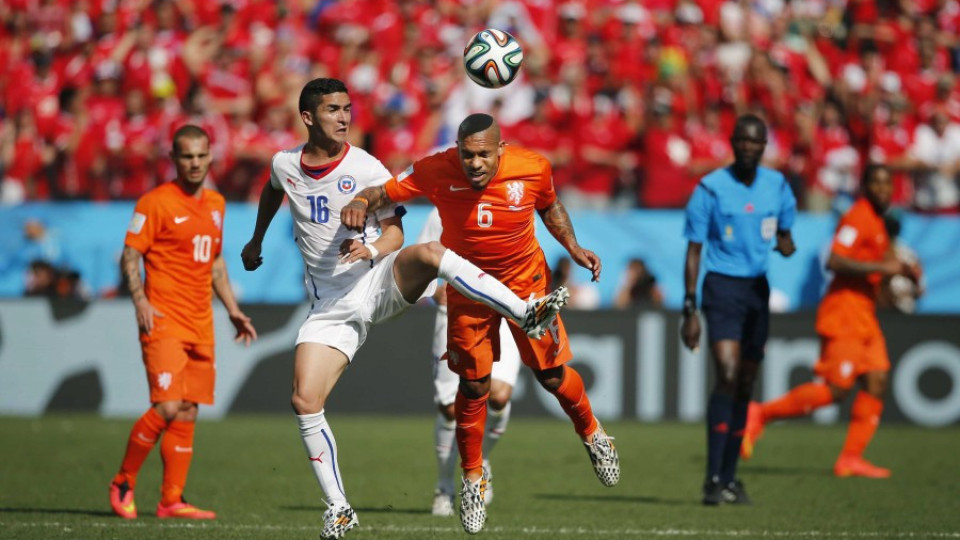 Апаши сразиха Холандия и Чили | StandartNews.com