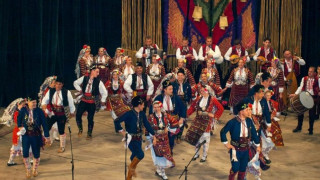 Неврокопски ансамбъл с турне в Македония