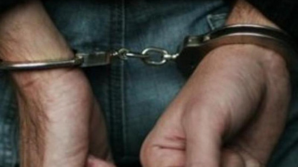 Полицията арестува мъж за обир на казино | StandartNews.com