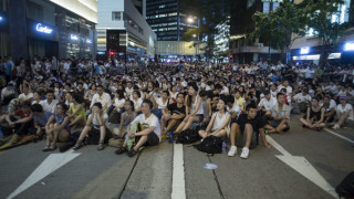 Полицията в Хонг Конг арестува стотици демонстранти