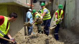 Уволниха четирима, били доброволци