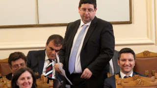 Чобанов: Няма да има нов външен дълг през 2014 г.