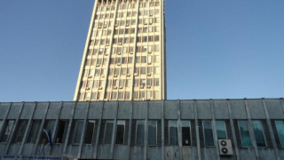 Кметът на Видин продава джипа си за 100 000 лв.