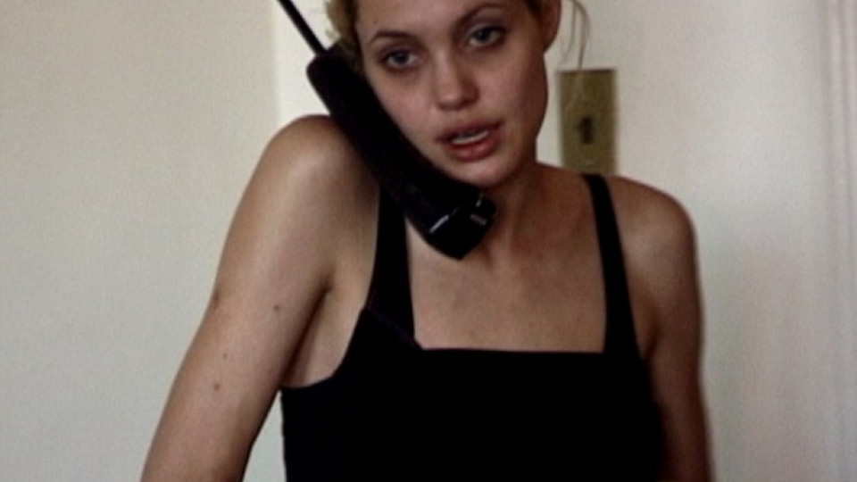 ВИДЕО: Дилър изтипоса Джоли в нета | StandartNews.com