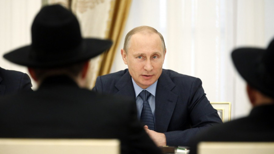 Путин иска система за сигурност срещу телефонните подслушвания | StandartNews.com