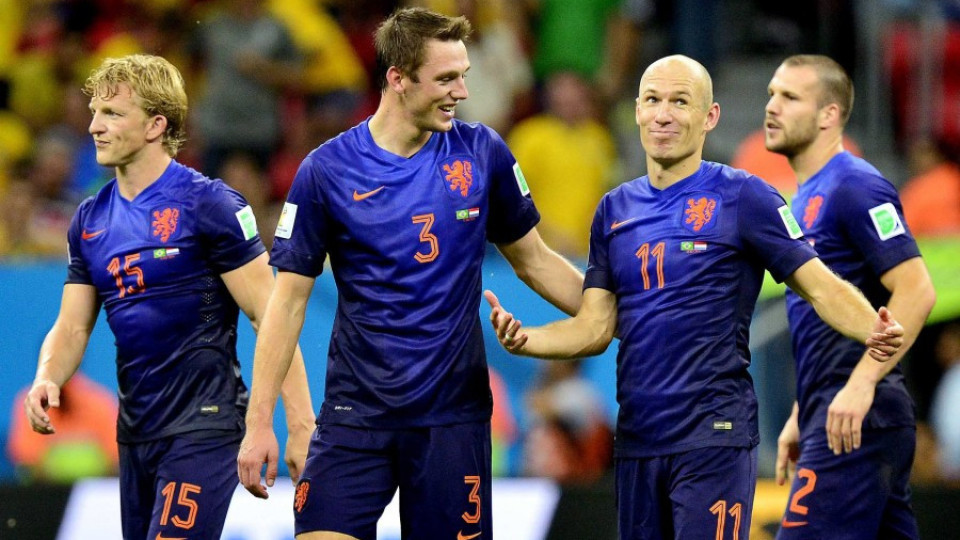 Холандия довърши Бразилия | StandartNews.com