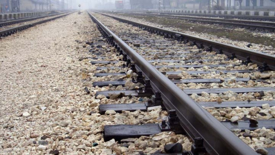 Нов случай на дерайлирал влак край Сливен | StandartNews.com