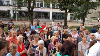 Добричлии протестираха срещу бездействие на общината