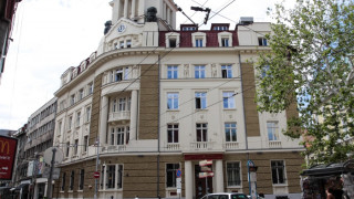 ОБЗОР: Прокурори ровят кредитите от КТБ