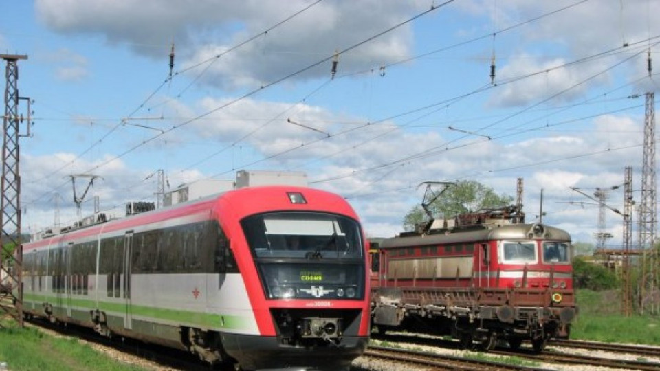БДЖ пуска два допълнителни нощни влакa между София и Варна | StandartNews.com