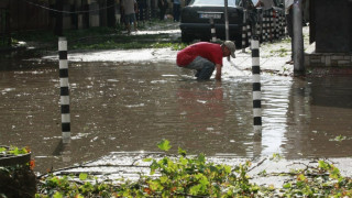 Дъжд и градушка в Западна България