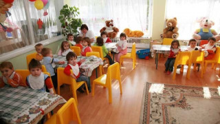 Намалява броят на малчуганите в яслите на област Добрич